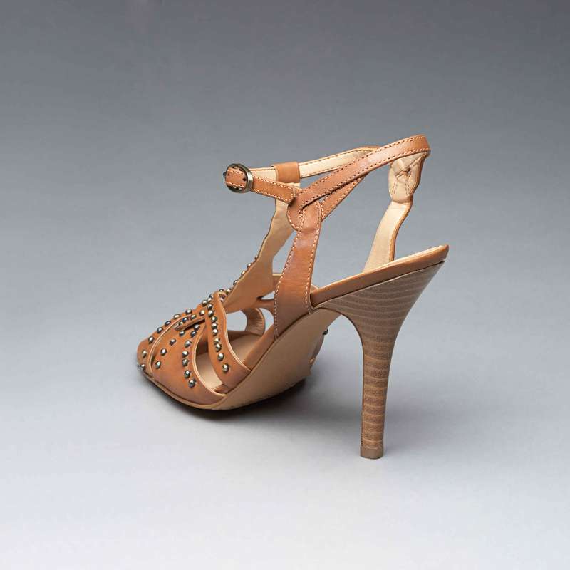 Incase, Camel, large image number 1